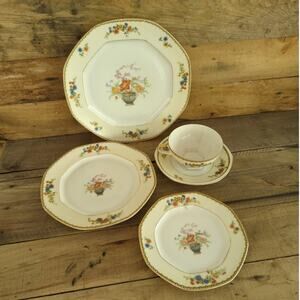 Antique 1920s Five Piece Place Setting Diana by Altrohlau Czechoslovakia